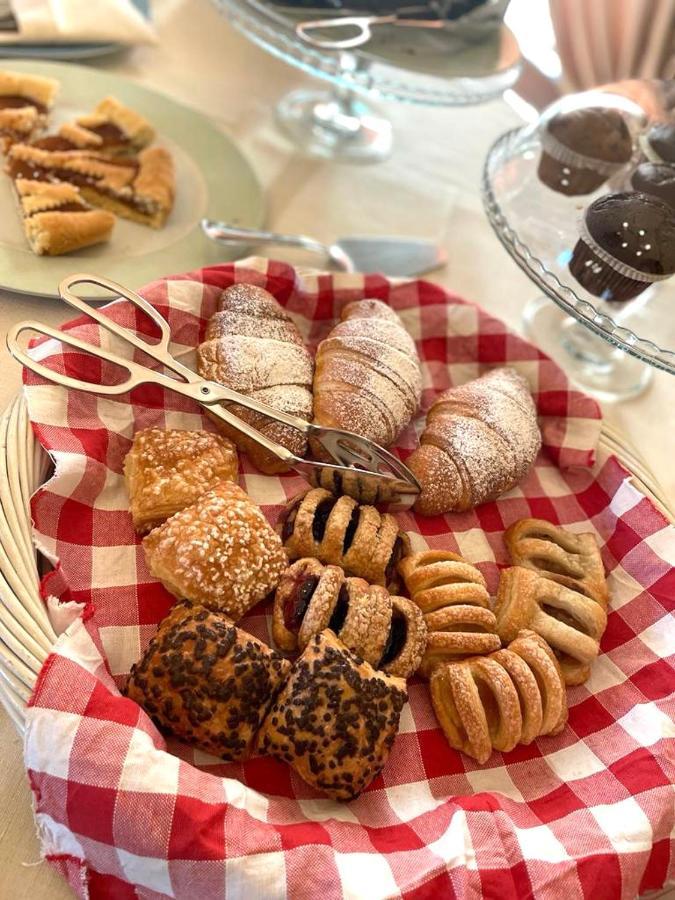 Poggio Degli Olivi Bed & Breakfast Monsummano Terme Екстериор снимка
