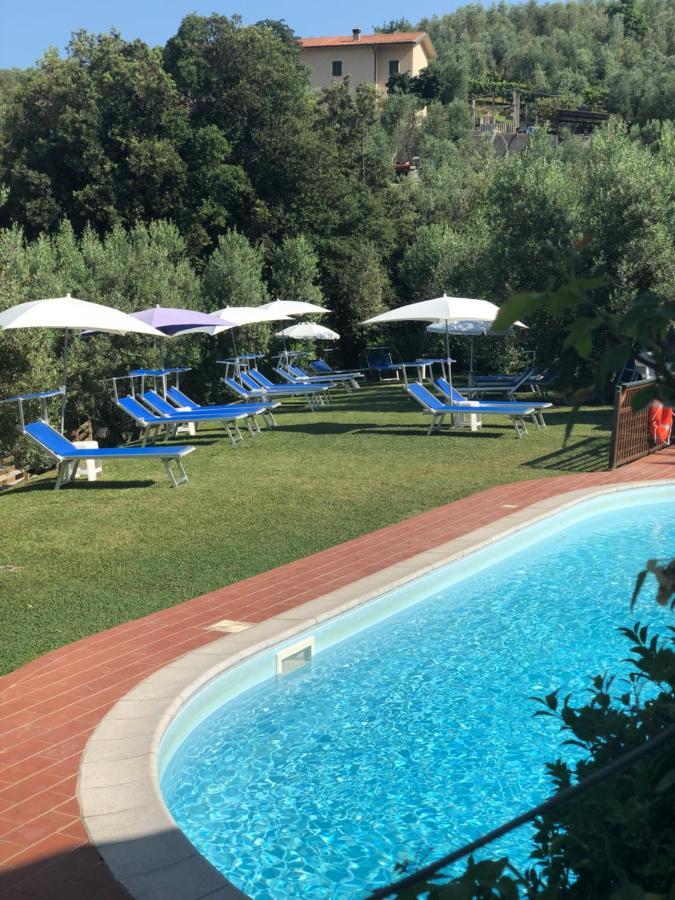 Poggio Degli Olivi Bed & Breakfast Monsummano Terme Екстериор снимка