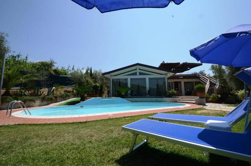 Poggio Degli Olivi Bed & Breakfast Monsummano Terme Екстериор снимка