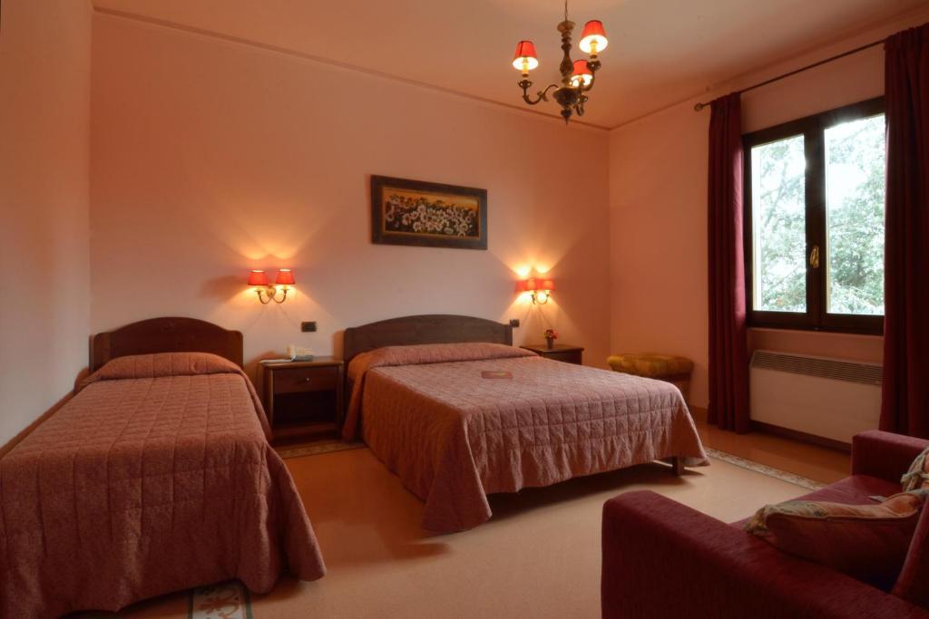 Poggio Degli Olivi Bed & Breakfast Monsummano Terme Стая снимка