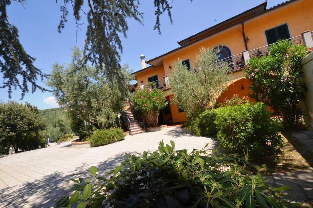 Poggio Degli Olivi Bed & Breakfast Monsummano Terme Екстериор снимка
